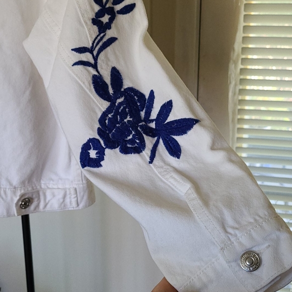 MANGO denim embroidered jacket - Picture 9 of 13